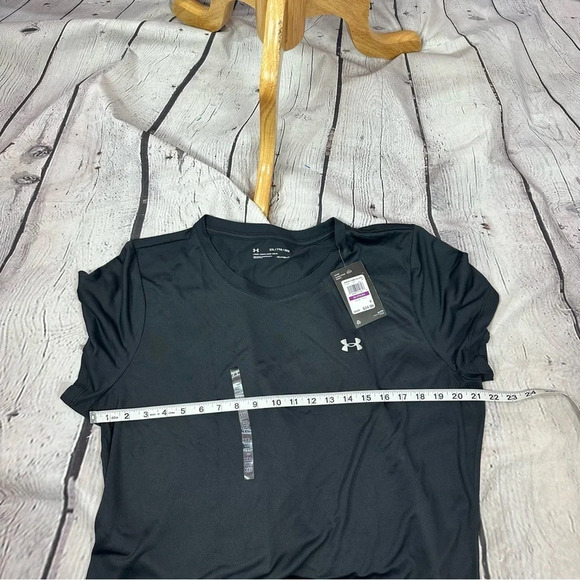 Nwt under armour women's black short sleeve loose fit top - Picture 6 of 7